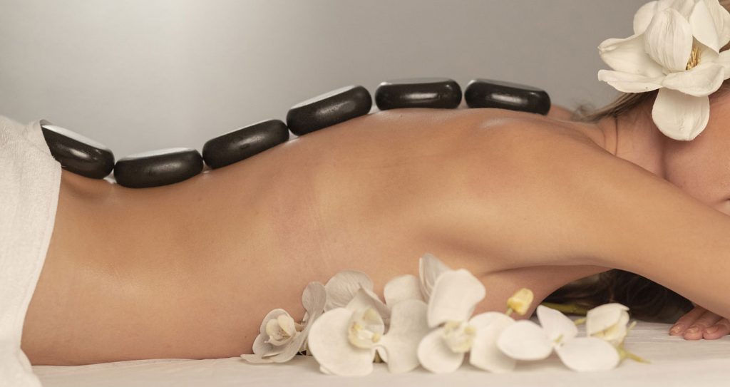 Massage Treatment - Stones Massage